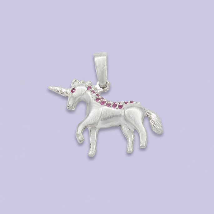 Dije de Plata .925 con Diseño de Unicornio Incrustado de Zirconias Finas mod. 1799
