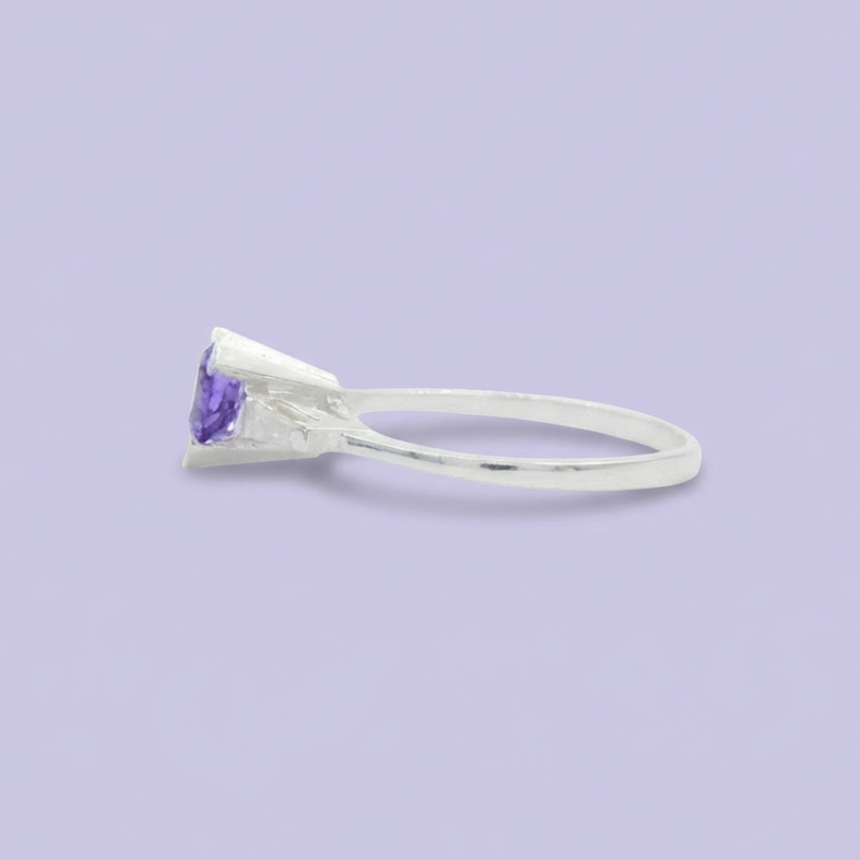 Anillo de Plata .925 con Diseño de Corazón Incrustado de Zirconia Finas mod. 1866