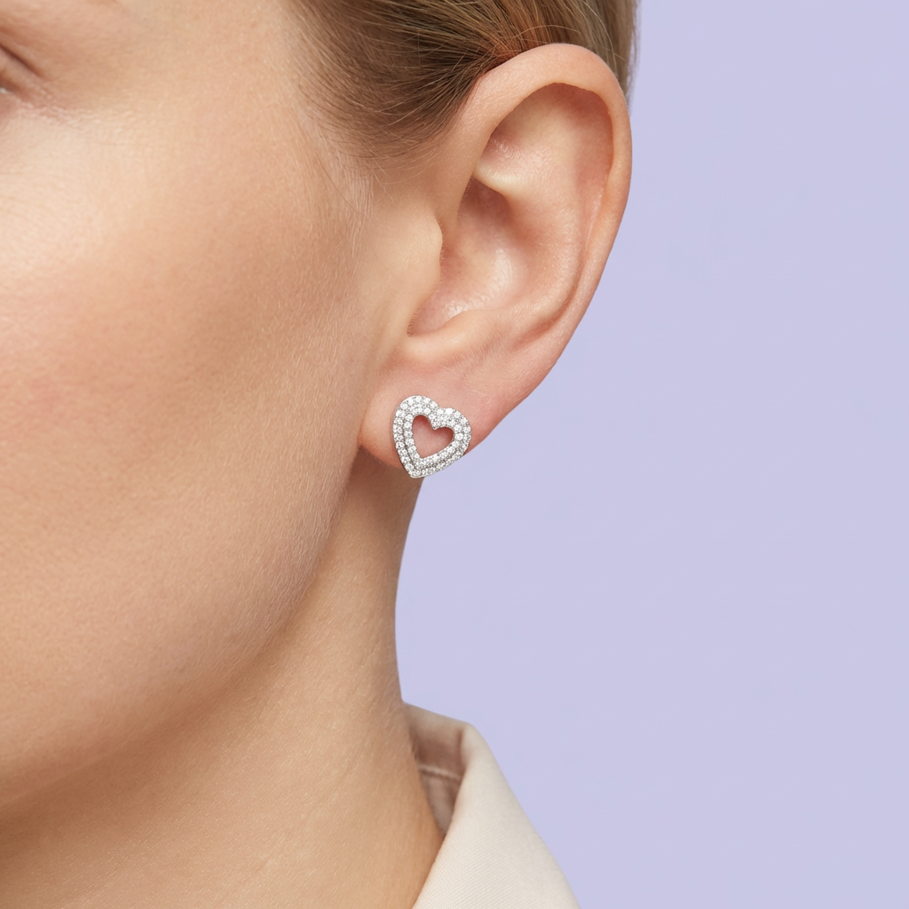 Arete de Plata .925 con Diseño de Corazón con Zirconia Finas mod. 1926