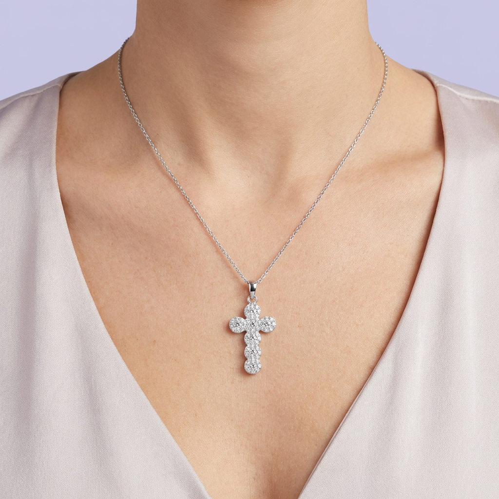 Cruz de Plata .925 Diseño en Círculos Incrustados de Zirconias mod. 1956