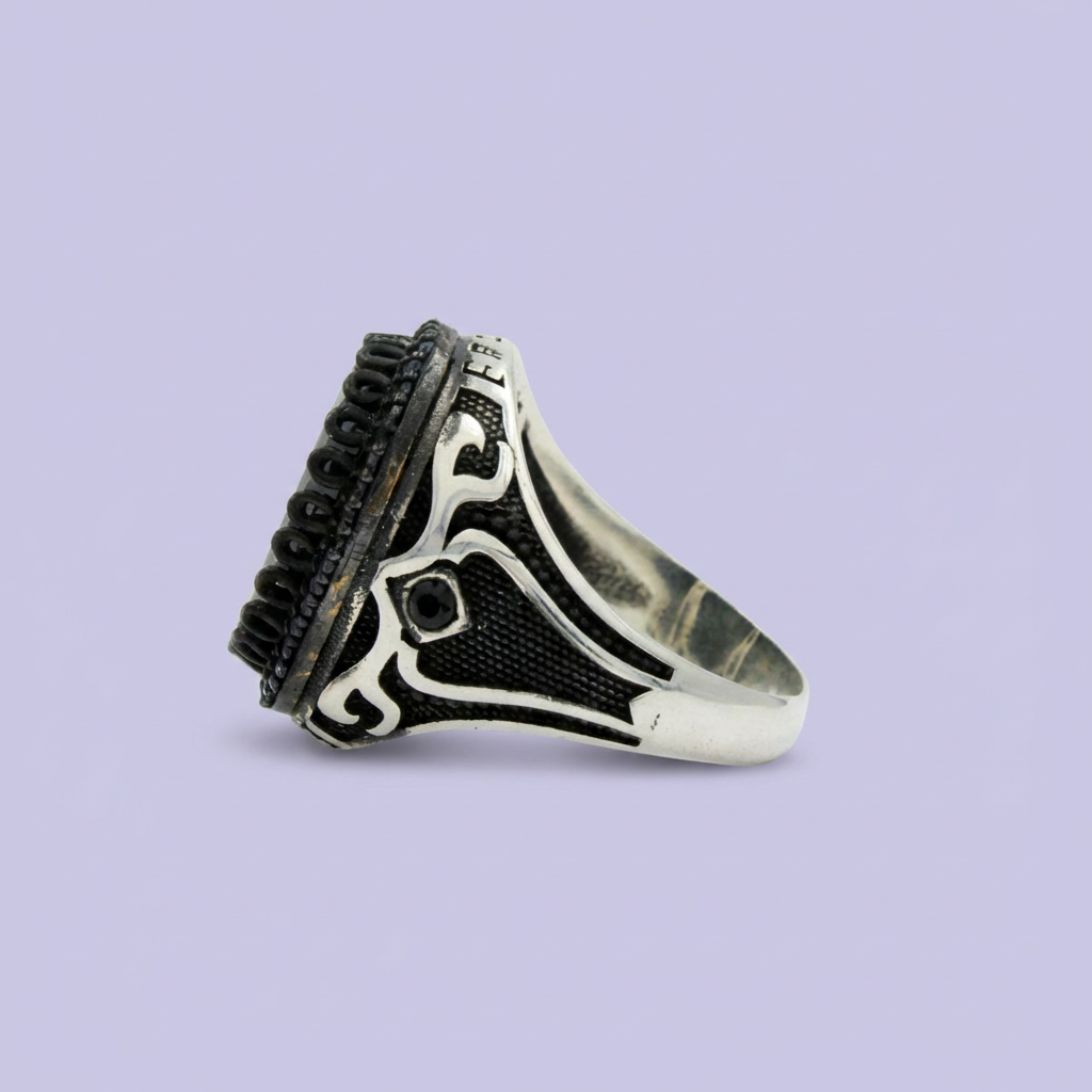 Anillo de Plata .925 Diseño Oval Elegante con Zirconia Oscura mod. 1992