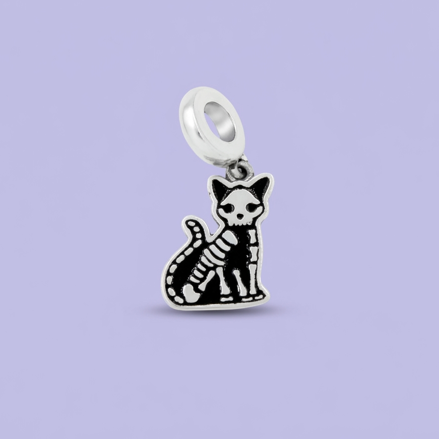Dije de Plata .925 Estilo Charm con Diseño de Gato con mod. 1944