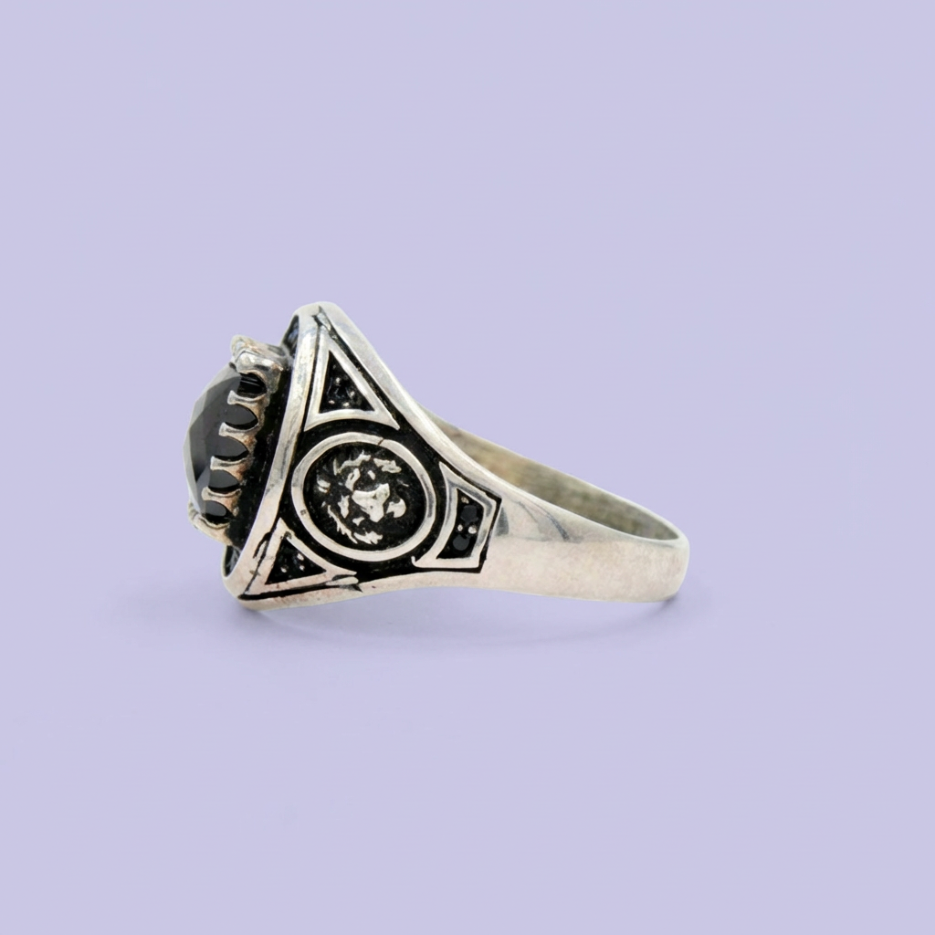 Anillo de Plata .925 Otomano con Piedra Onix Cuadrada y Facetada mod. 1976