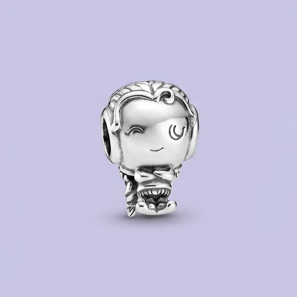 Dije de Plata .925 Estilo Charm con Diseño de Niña Especial con mod. 1943