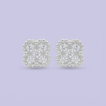 Arete de Plata .925 con Diseño de Trébol con Incrustación de Zirconias Blancas mod. 0779