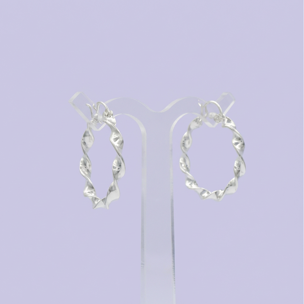Arracada de Plata .925 con Diseño Trenzado Brillante mod. 1625