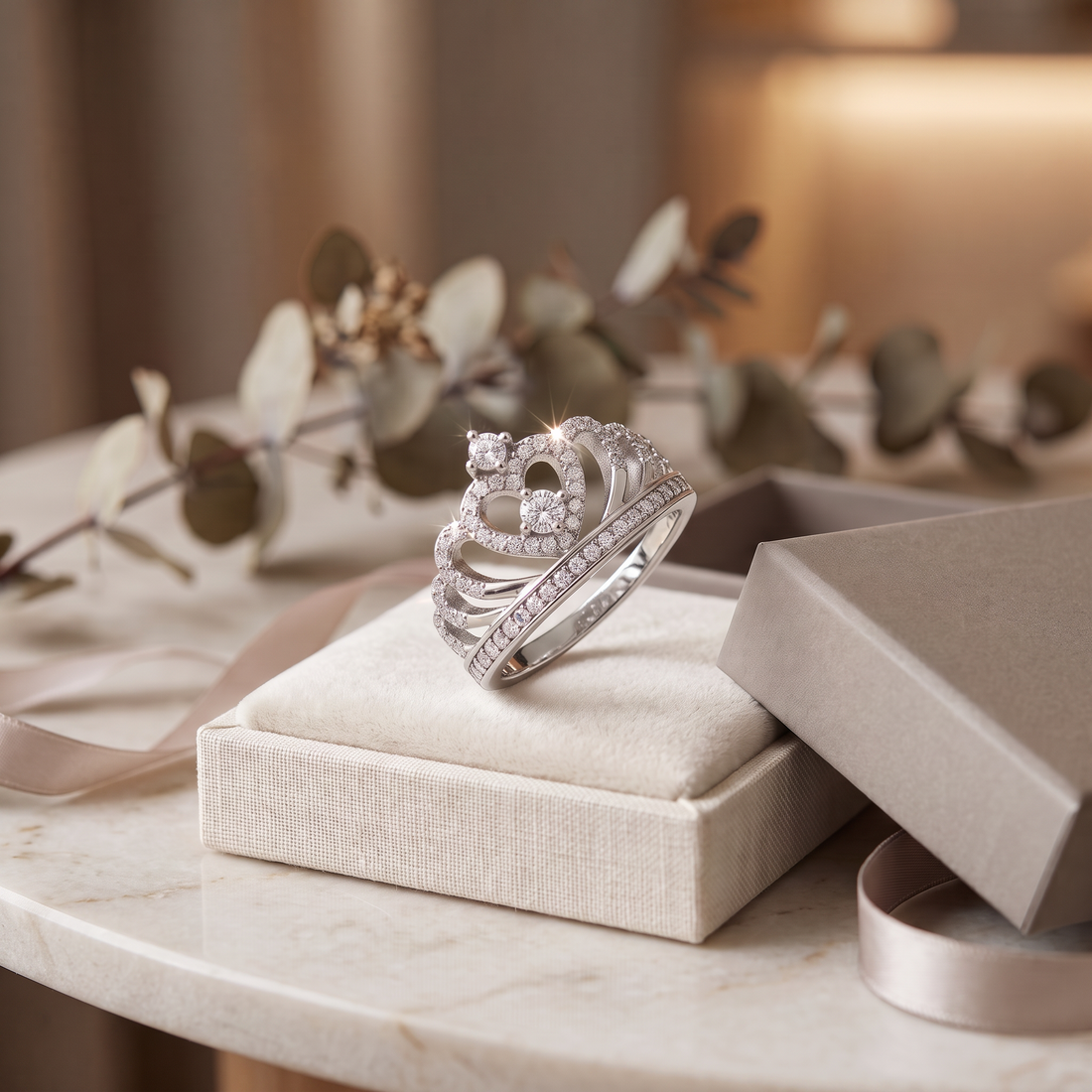 Anillo de Plata. 925 de Corona con Diseño de Corazón y Zirconia mod.3259