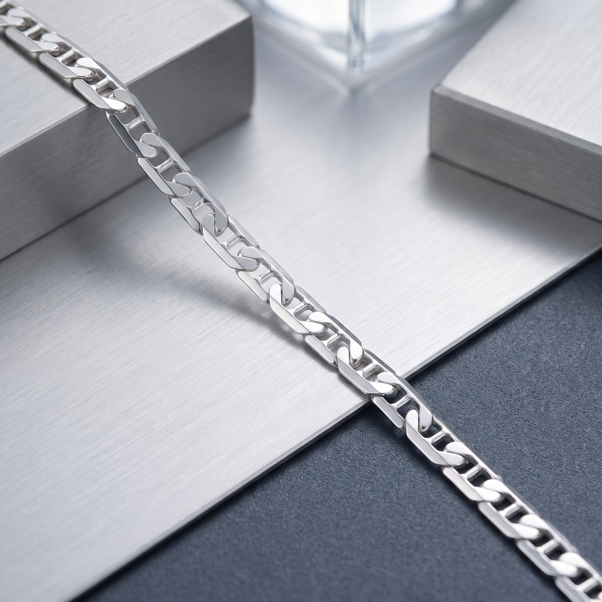 Pulsera de Plata .925. Con Diseño Escalera Diamantado Delgado mod. 3239