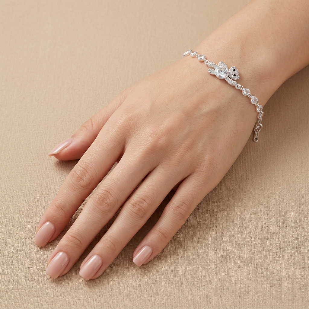 Pulsera de Plata. 925 Diseño de Oso y Corazones e Incrustación de Zirconias  mod.3267