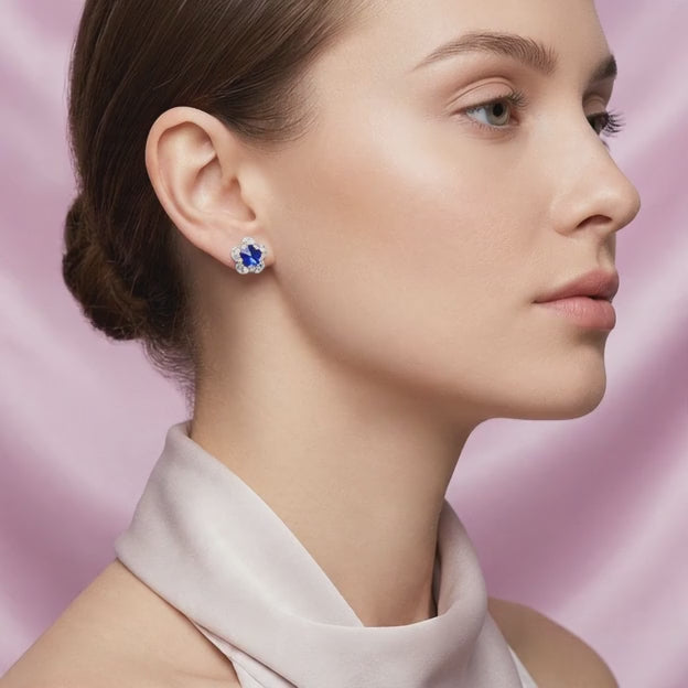 Arete de Plata .925. Flor Azul Rey e Incrustación de Zirconia mod. 3197