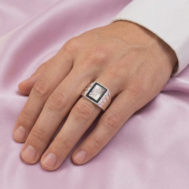 Anillo de Plata .925 San Judas en Bisel Oscuro con Fondo Diamantado mod. 2576