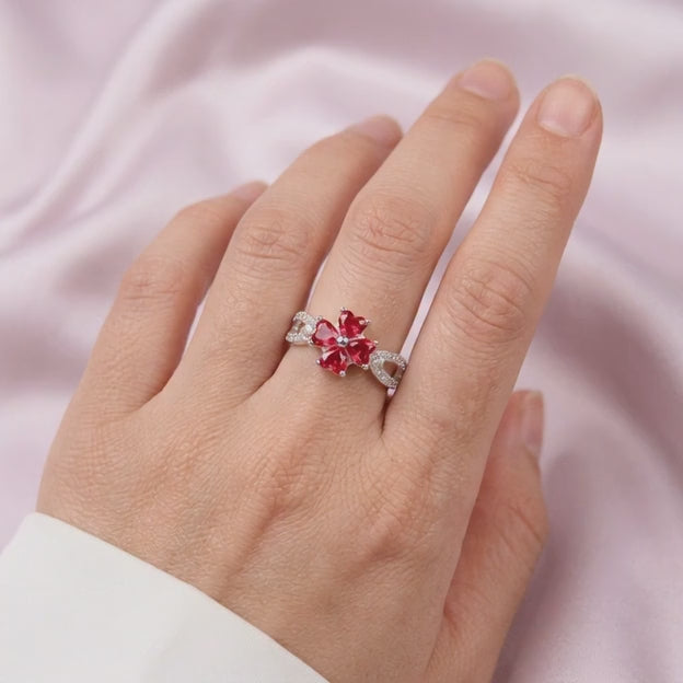 Anillo de Plata .9025 Diseño de trebol Rosa mod. 2801