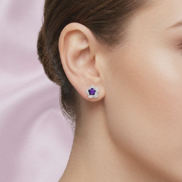 Arete de Plata .925. Flor  Violeta e Incrustación de Zirconia mod. 3199