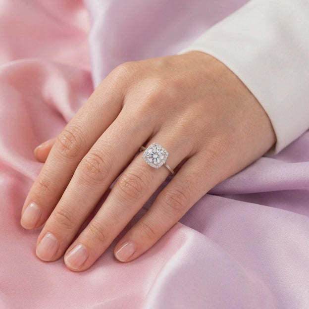 Anillo de Compromiso plata .925 con Zirconia Central Cuadrada mod. 2708