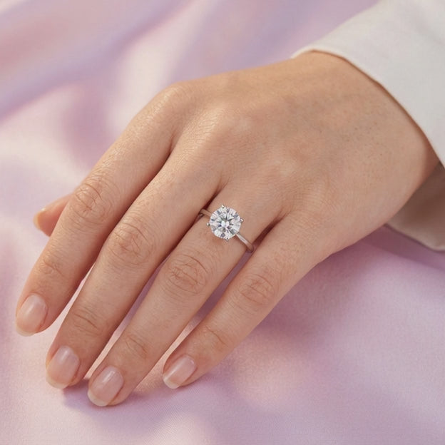 Anillo de Compromiso plata .925 Diseño Clasico con Zirconia mod. 2715