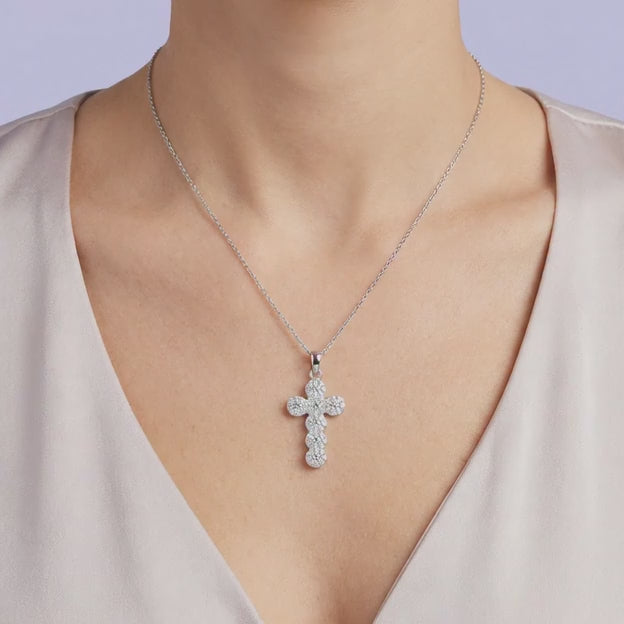 Cruz de Plata .925 Diseño en Círculos Incrustados de Zirconias mod. 1956