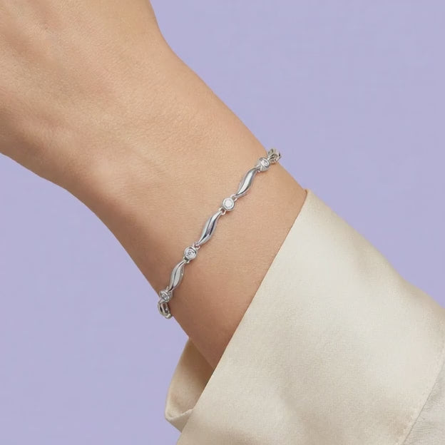 Pulsera de Plata .925 de Diseño Elegante con Zirconias Brillantes mod. 2045