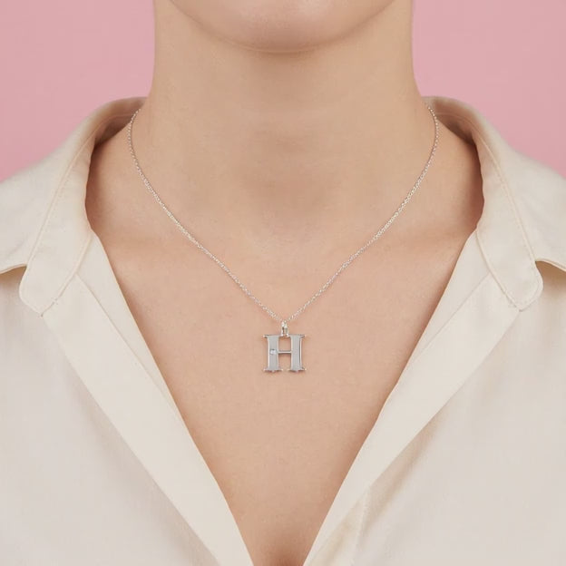 Dije de Plata .925 Letra H Lisa con Zirconias mod. 2205