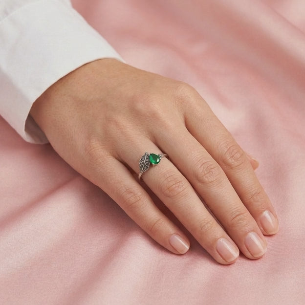 Anillo de Plata .925 Gota y Hoja con Zirconia Verde y Marquesitas mod. 3150