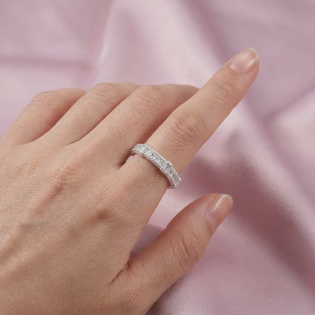 Anillo de Plata .925 Churrumbela Con Réctangulos e Incrustación de Zirconias mod. 3121