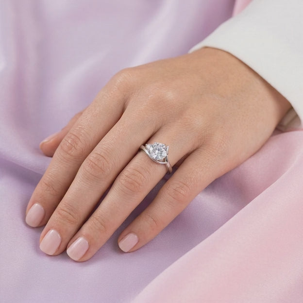 Anillo de Compromiso plata .925 Diseño de Flor con Zircinia Incrustada mod. 2711