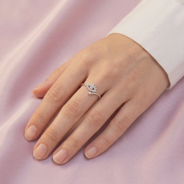 Anillo de Plata .925 Ojo Turco Brillante Detallado con Zirconias mod. 2896