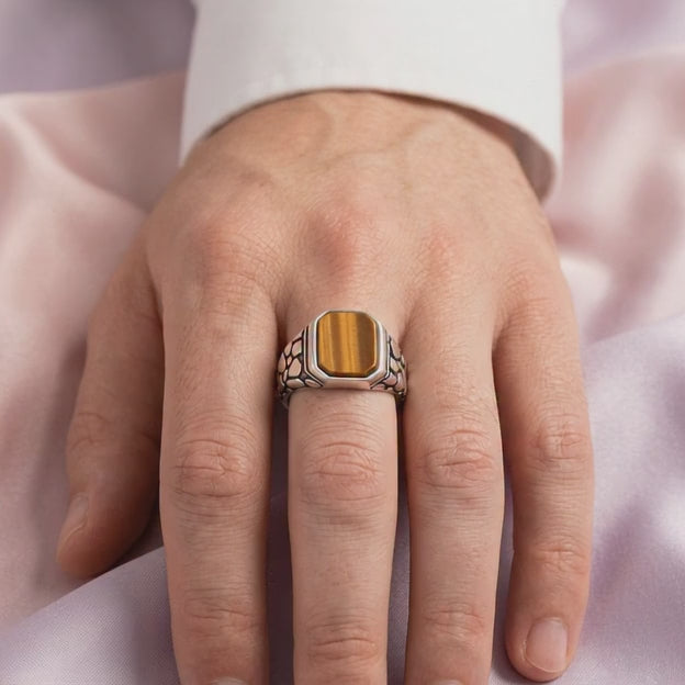 Anillo de Plata .925 Estilo Barroco con Piedra Ojo de Gato mod. 2842