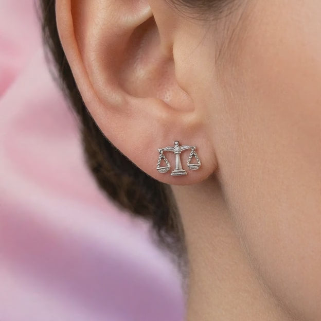 Arete de Plata .925 con Diseño del Signo Libra mod. 2960