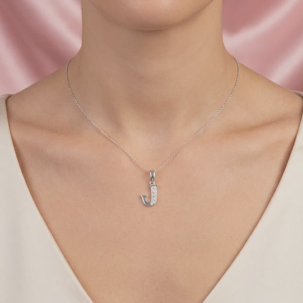 Dije de Plata .925 Letra J Decorada con Zirconias mod. 2238
