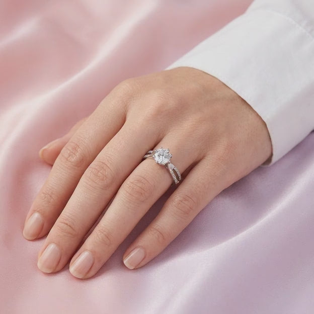 Anillo de Compromiso plata .925 Con Doble Línea de Zirconia Incrustada mod. 2714