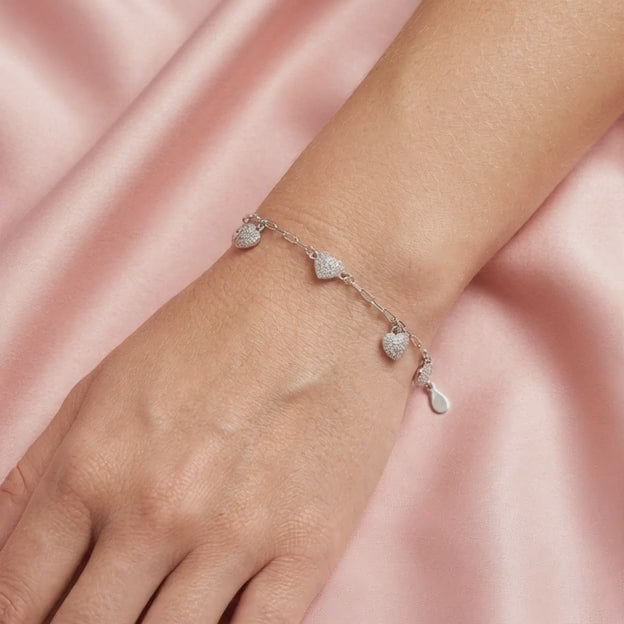 Pulsera de Plata .925 Tejido Clip Fino con Corazones Incrustados con Zirconias Finas mod. 3090