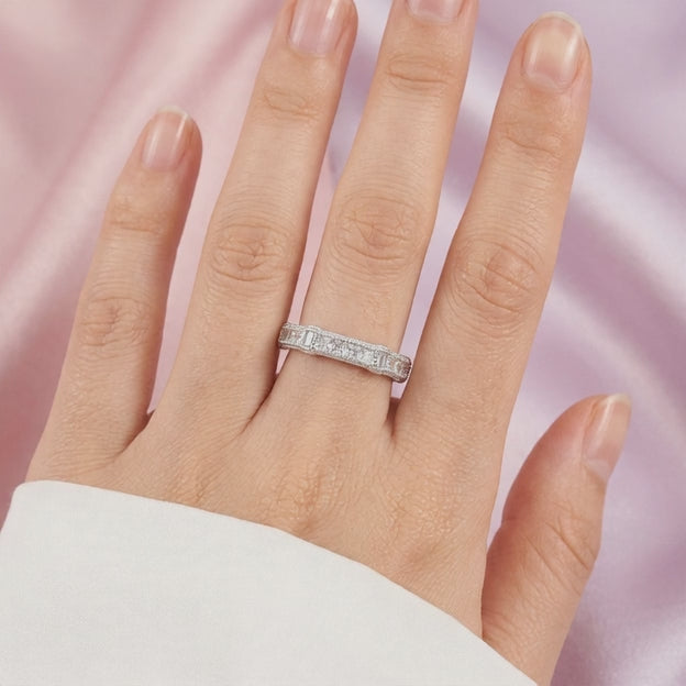 Anillo de Plata .925 Diseño Imperial con Incrustación de Zirconias Baguette mod. 2905