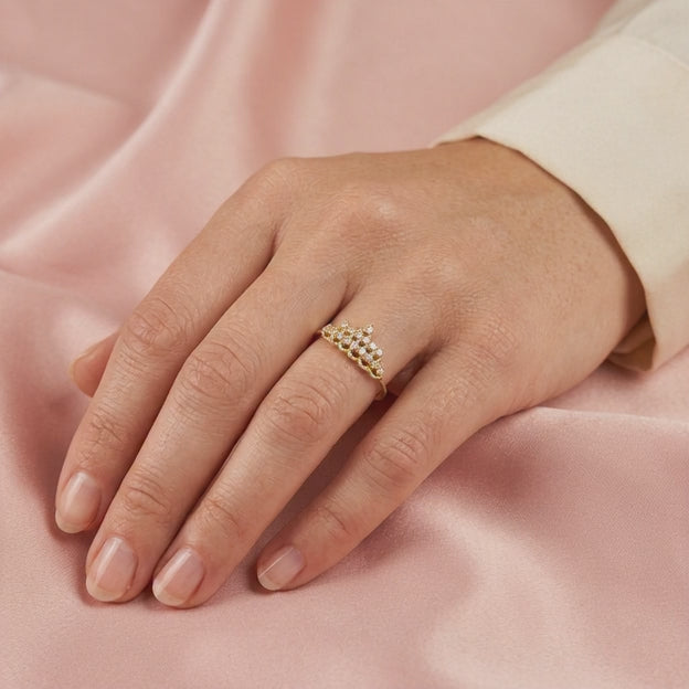 Anillo de Plata .925 Amarilla con Diseño de Corona con Zirconias mod. 2160