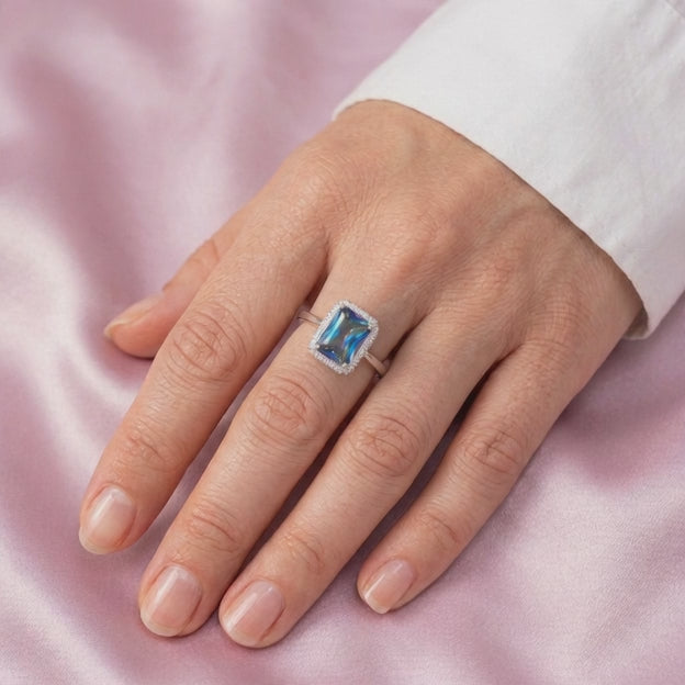 Anillo de Plata .925 Diseño Rectangular Grande con Zirconia Color Azul Marino mod. 3107